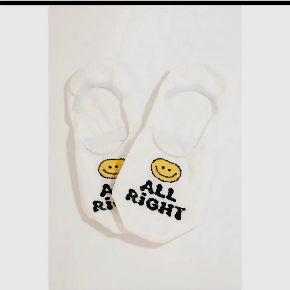 Smiley Face No show socks 1pair